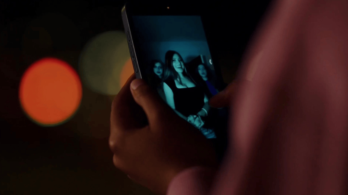 Wizard of Oz smartphone horror