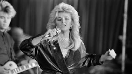 Bonnie Tyler’s Funeral Will Retrace the Welsh Towns That Shaped Her