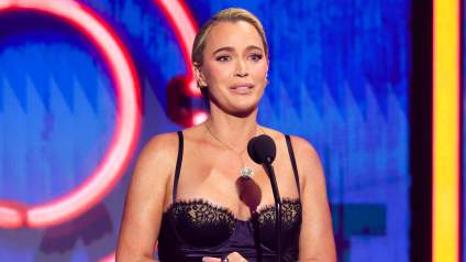 Teddi Mellencamp Gets Emotional While Sharing New Health Update in RHOC Cameo