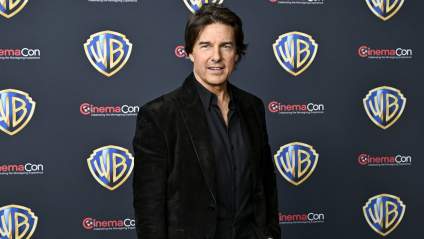 Tom Cruise Makes Grand Gesture at ‘The Odyssey’ Screening