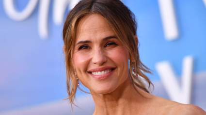 Jennifer Garner Rewatches 30 Years of Roles: ‘I See Why People Like It’