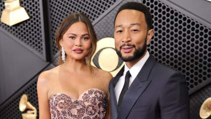 John Legend, Chrissy Teigen, & Kids Explore Rich European Cultural Sites – Photos