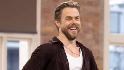 Derek Hough Announces New Holiday Tour Schedule