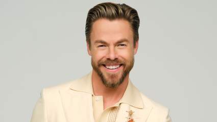 Derek Hough Shows Off His Amazing Hidden Talent After Tour Performance