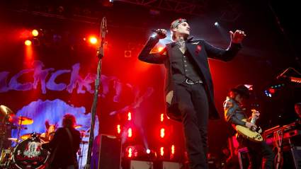 Prominent ’90s Rock Band’s Tour Bus Involved in Fatal Crash