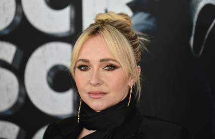 Hayden Panettiere’s Co-Stars Share Emotional Tributes After Her ‘Sad’ Death