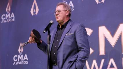 Vince Gill Fights Back Tears During Emotional Dolly Parton Tribute