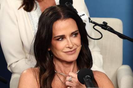 ‘Real Housewives’ Kyle Richards Reveals Co-Star She Reached An Olive Branch Out To