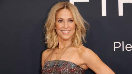 Sheryl Crow Gets Emotional as She Sends Her Oldest Son to College (PHOTO)