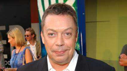 Tim Curry Felt ‘Privileged’ to Voice Nigel Thornberry for ‘The Wild Thornberrys’