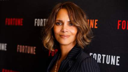 Halle Berry Ditches Bra And Underwear For Sexy 60th Birthday Shoot [PHOTOS]