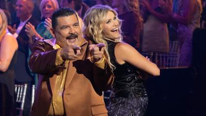 Pregnant Witney Carson Shares Sweet Tribute to ‘DWTS’ Partner Guillermo: ‘Truly Working So Hard’