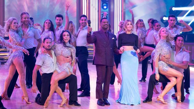 "Dancing with the Stars" pros and hosts during Season 35, night two premiere