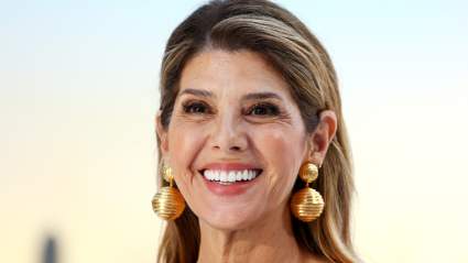 Beautiful Marisa Tomei, 61, Shows off Her Seductive Moves for National Dance Day