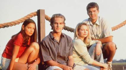 A Major ’90s Comfort Show Is Leaving Netflix — You Don’t Wanna Wait to Watch!
