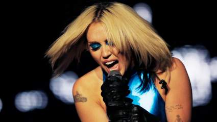 Miley Cyrus Recalls Terrifying ‘Cocktail of Chaos’ That Led to Her Bravely Facing a Raw Onstage Panic Attack