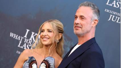 Sarah Michelle Gellar Shares Sweet Throwback Photos to Her Early Days With Freddie Prinze Jr.