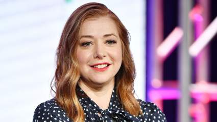 Fans Joke Alyson Hannigan ‘Cloned’ Her Daughters in New Photos