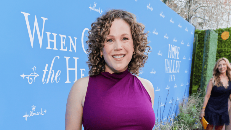 Erin Krakow